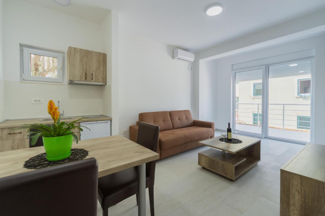 Grejm Lux Family Apartments Petrovac Zewnętrze zdjęcie
